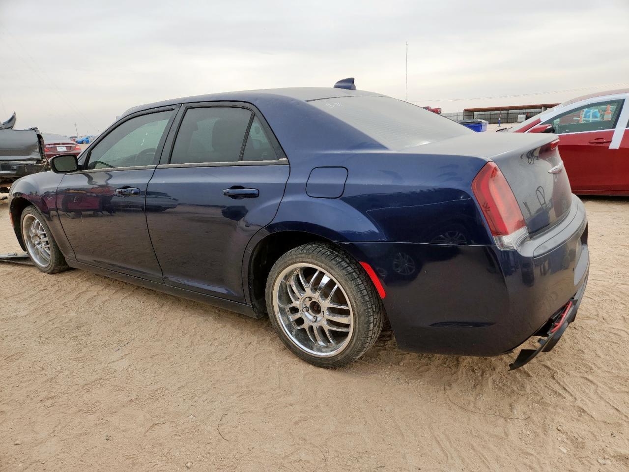 2015 Chrysler 300 S - Фото 2