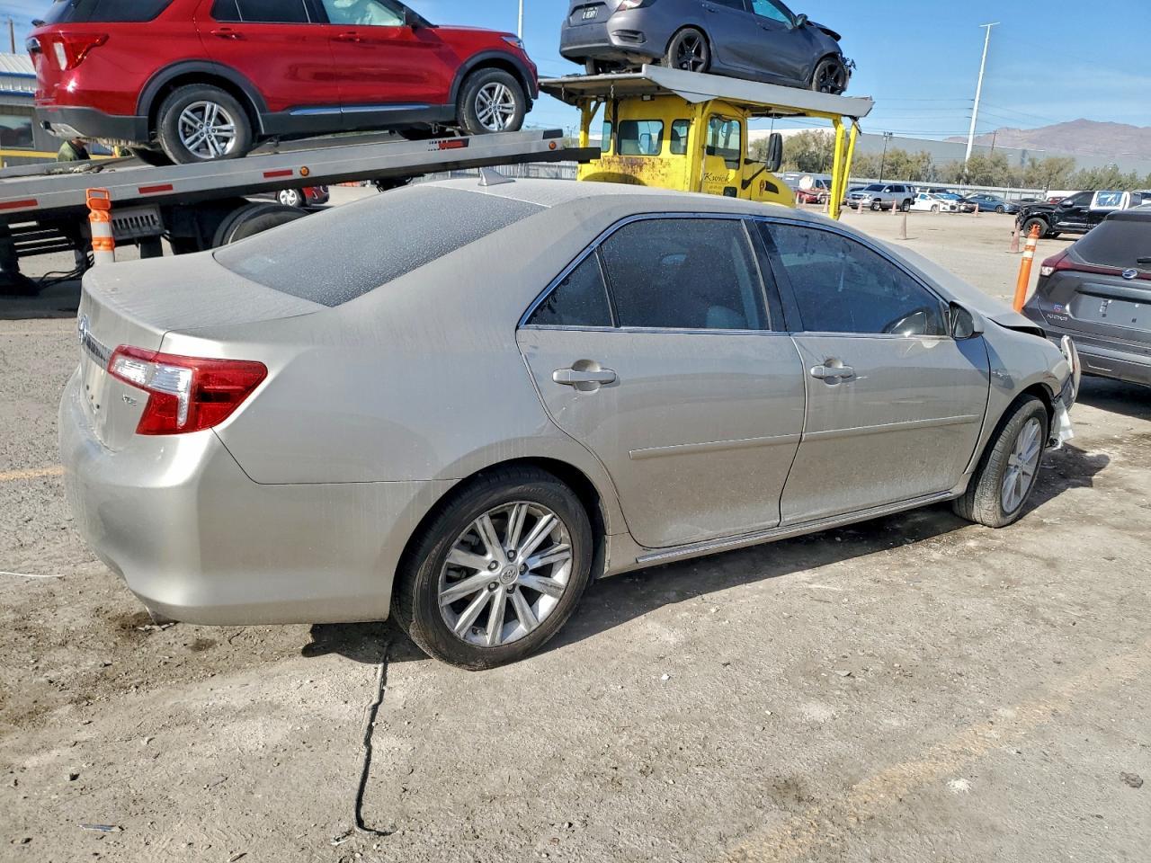 2013 Toyota Camry Xle V6 - Фото 3