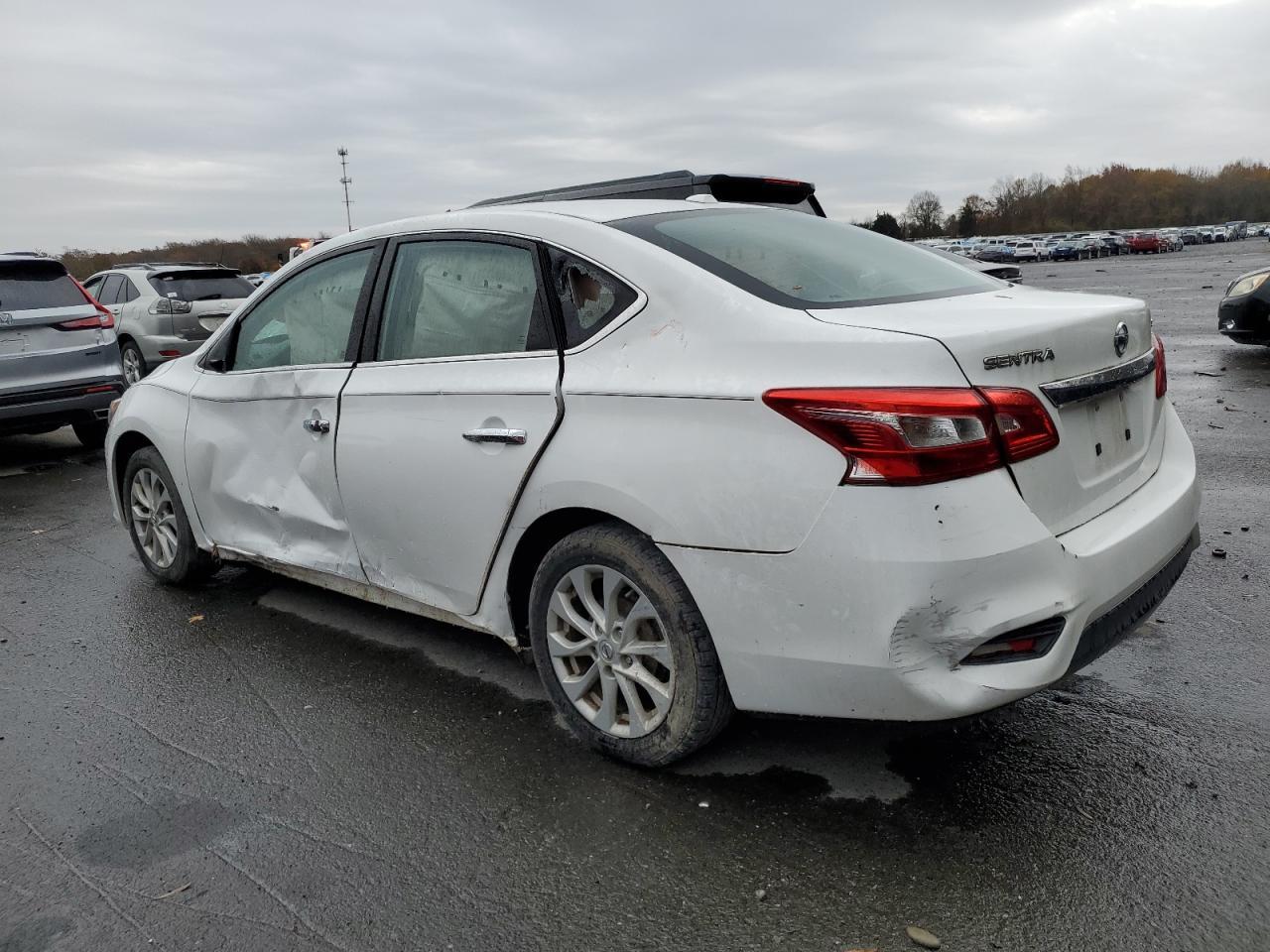 2019 Nissan Sentra S - Фото 2