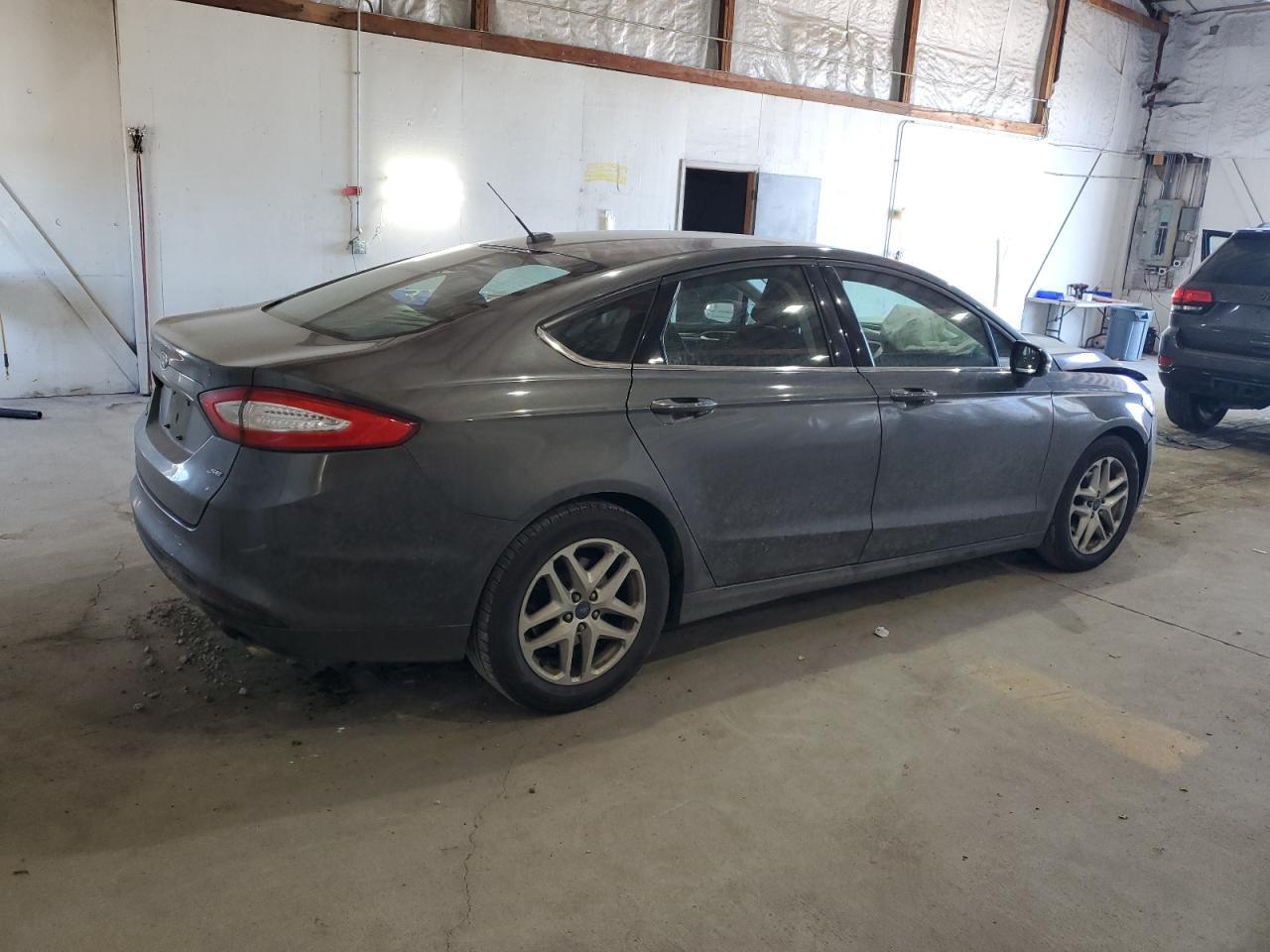 2016 Ford Fusion Se - Фото 3