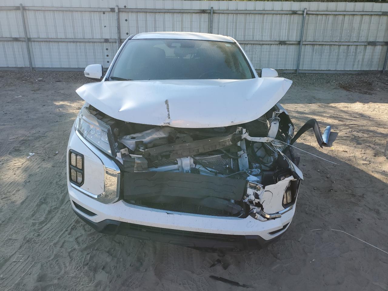 2020 Mitsubishi Outlander Sport Es - Image 5