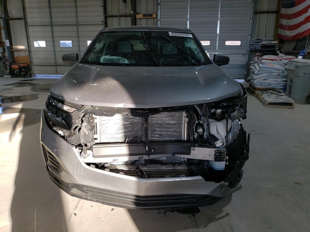 2024 Chevrolet Equinox Ls - Image 5