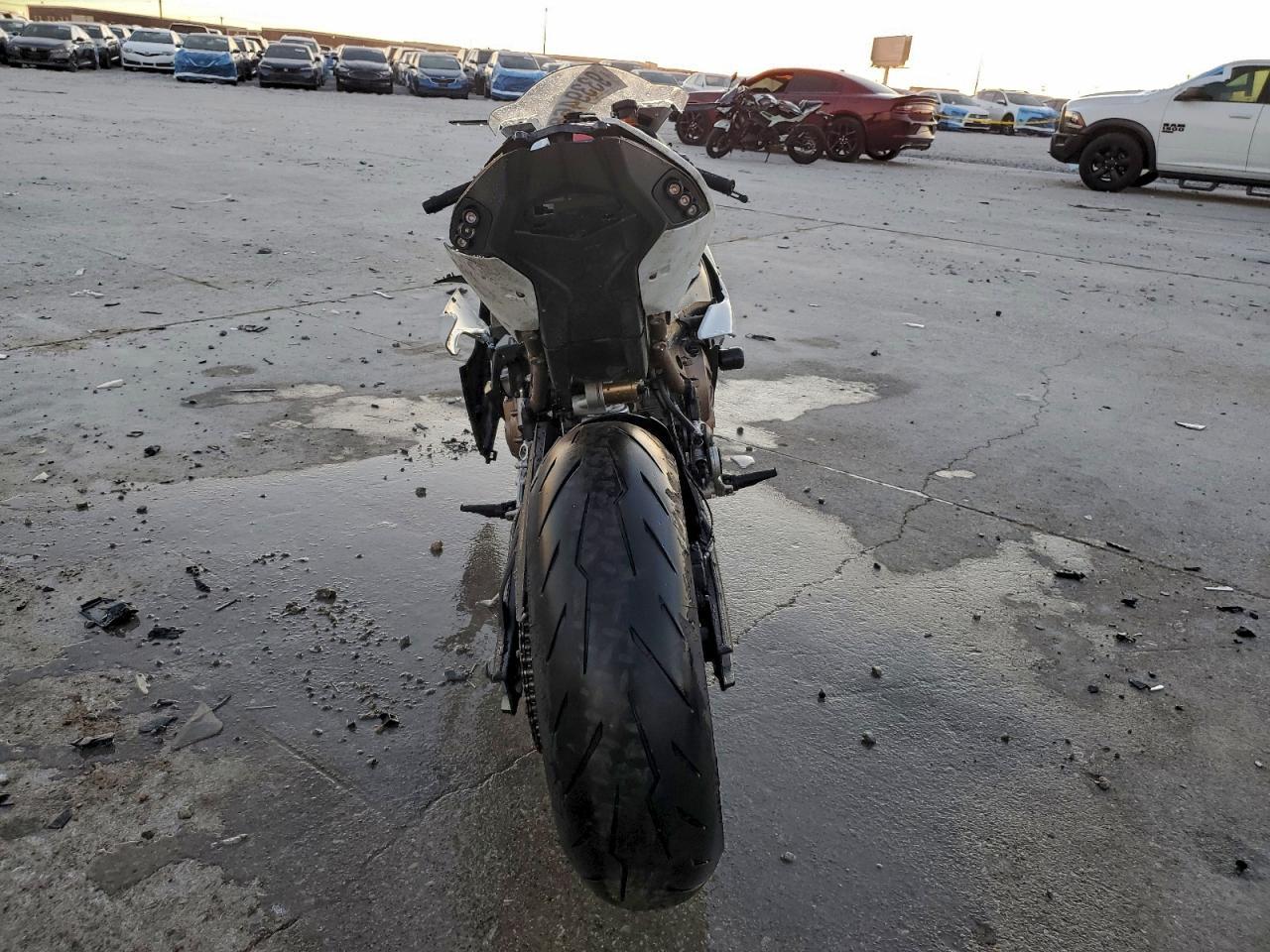 2022 BMW S 1000 Rr - Фото 4