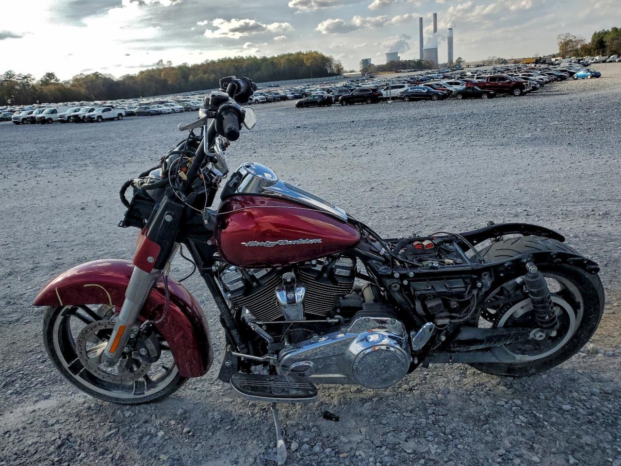 2017 Harley-Davidson Fltrxs Road Glide Special - Фото 3