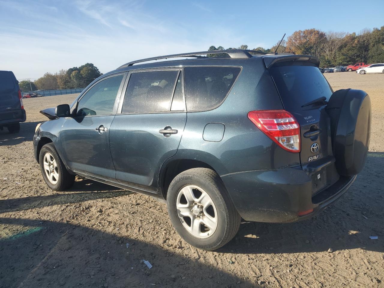 2011 Toyota Rav4 - Фото 2