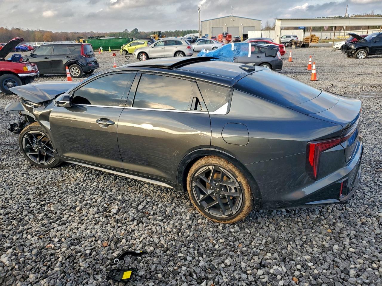 2025 Kia K4 Gt Line - Фото 2