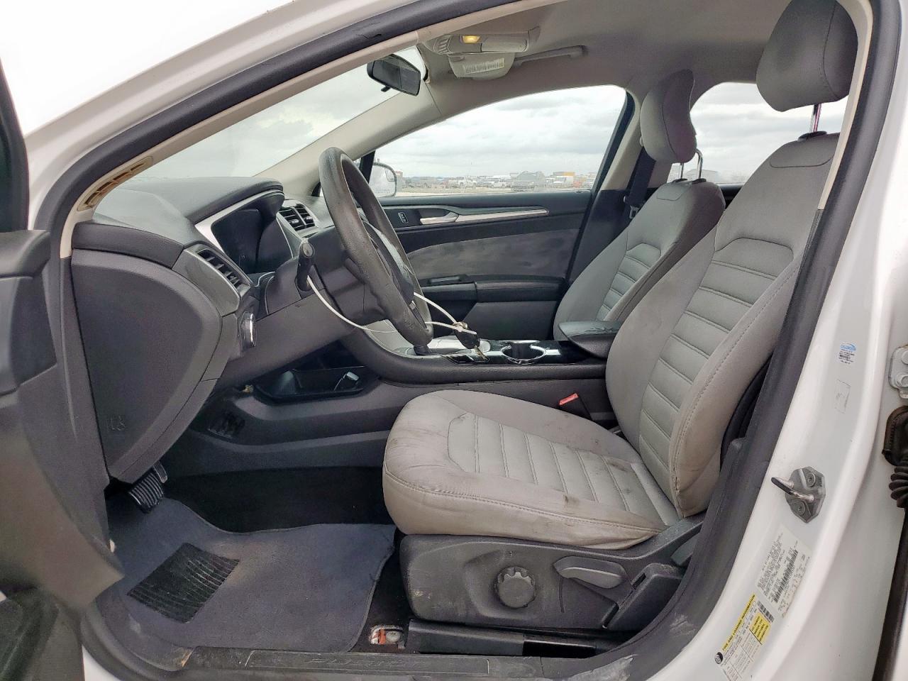 2014 Ford Fusion S - Image 7