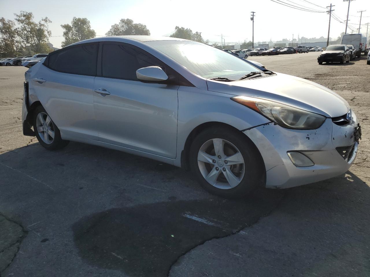 2013 Hyundai Elantra Gls - Фото 4