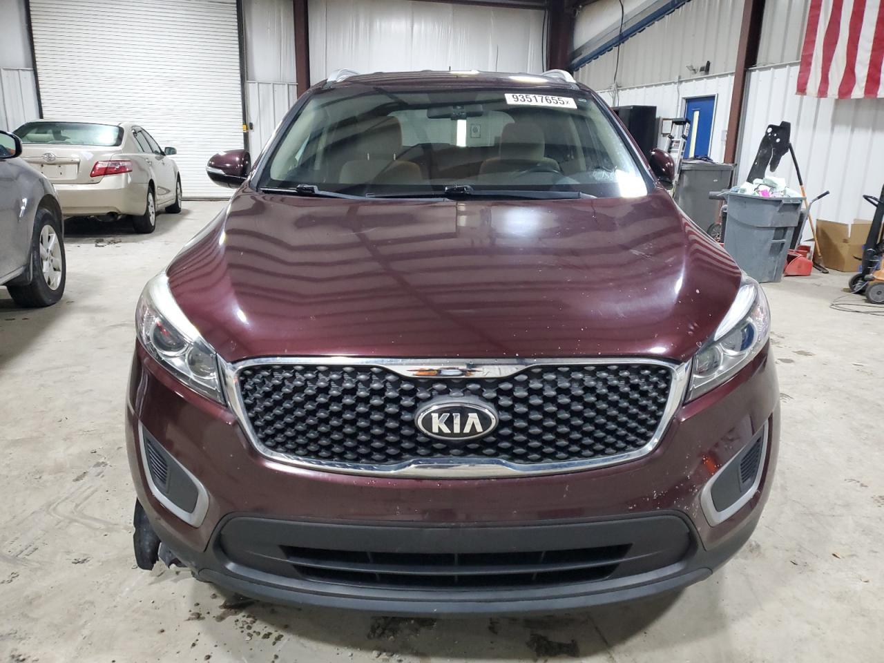 2017 Kia Sorento Lx - Image 5