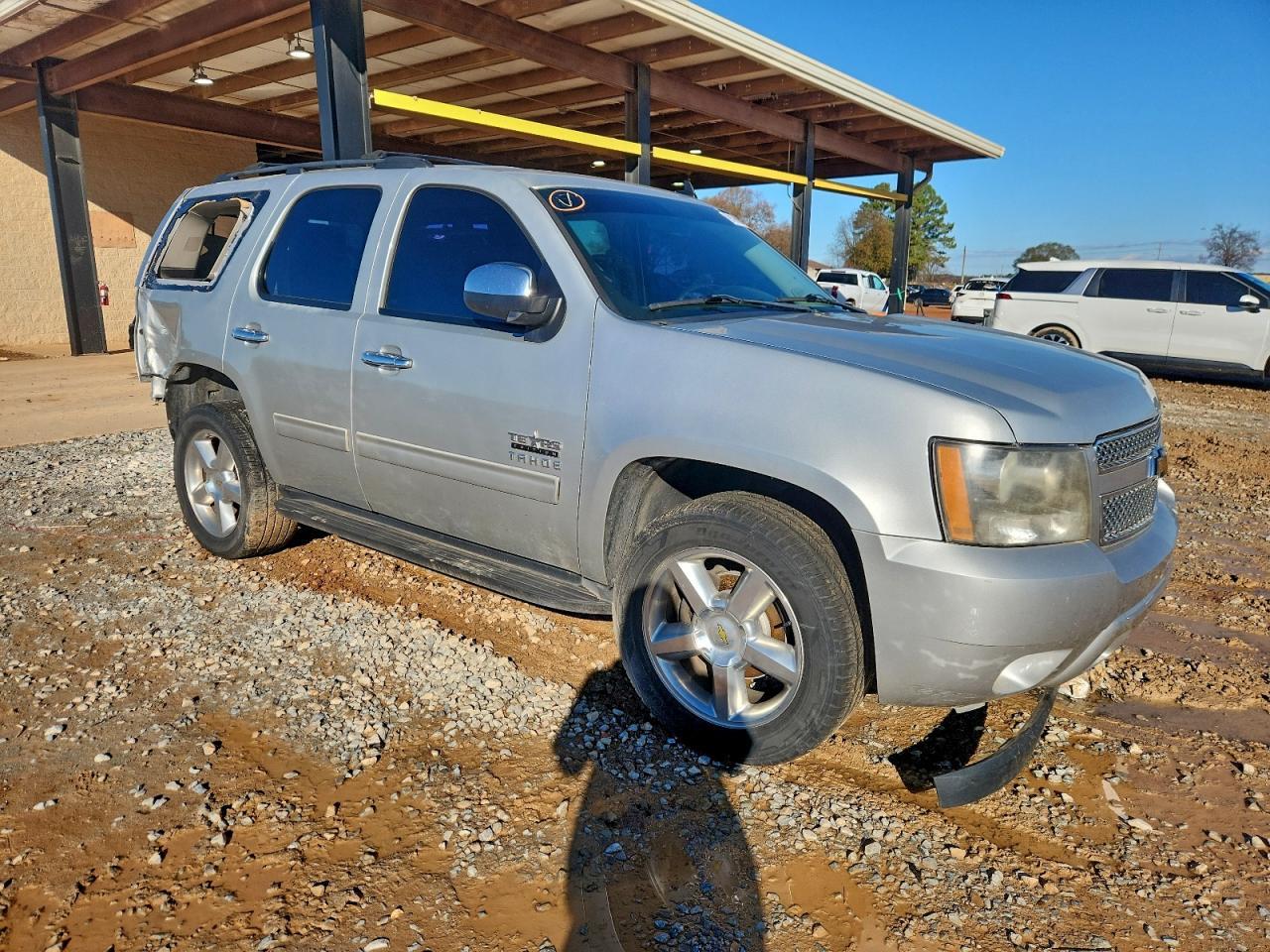 2011 Chevrolet Tahoe C1500 Ls - Image 4