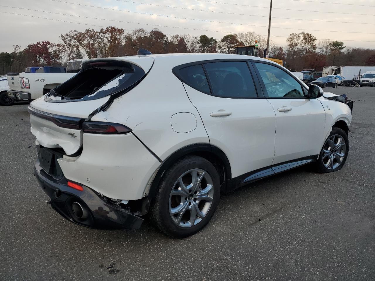 2024 Dodge Hornet R/T - Фото 3