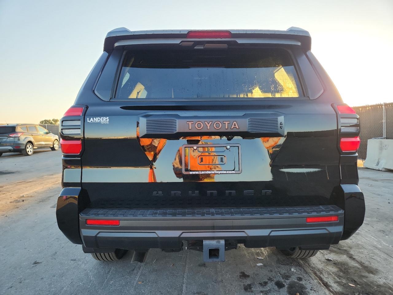 2025 Toyota 4Runner Sr5 - Фото 6