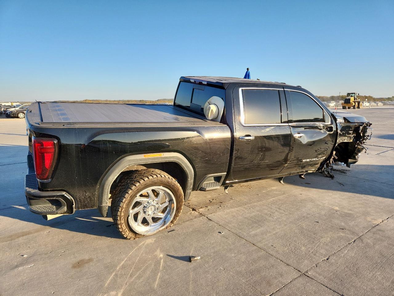 2023 GMC Sierra K2500 Denali - Фото 3