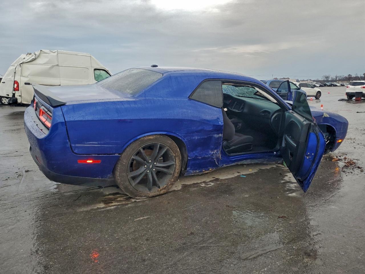 2018 Dodge Challenger Sxt - Фото 3