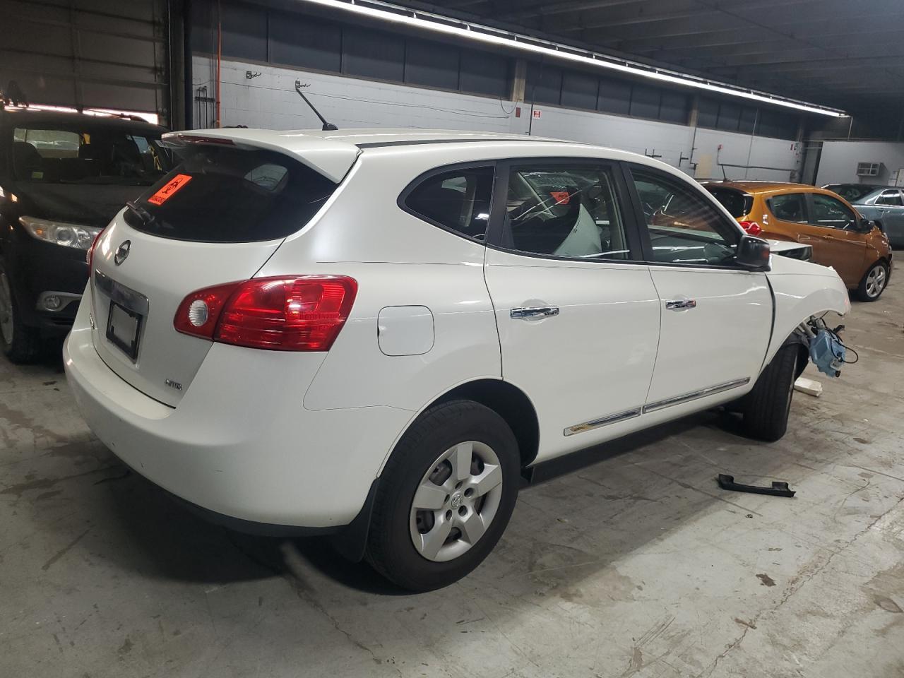 2011 Nissan Rogue S - Фото 3