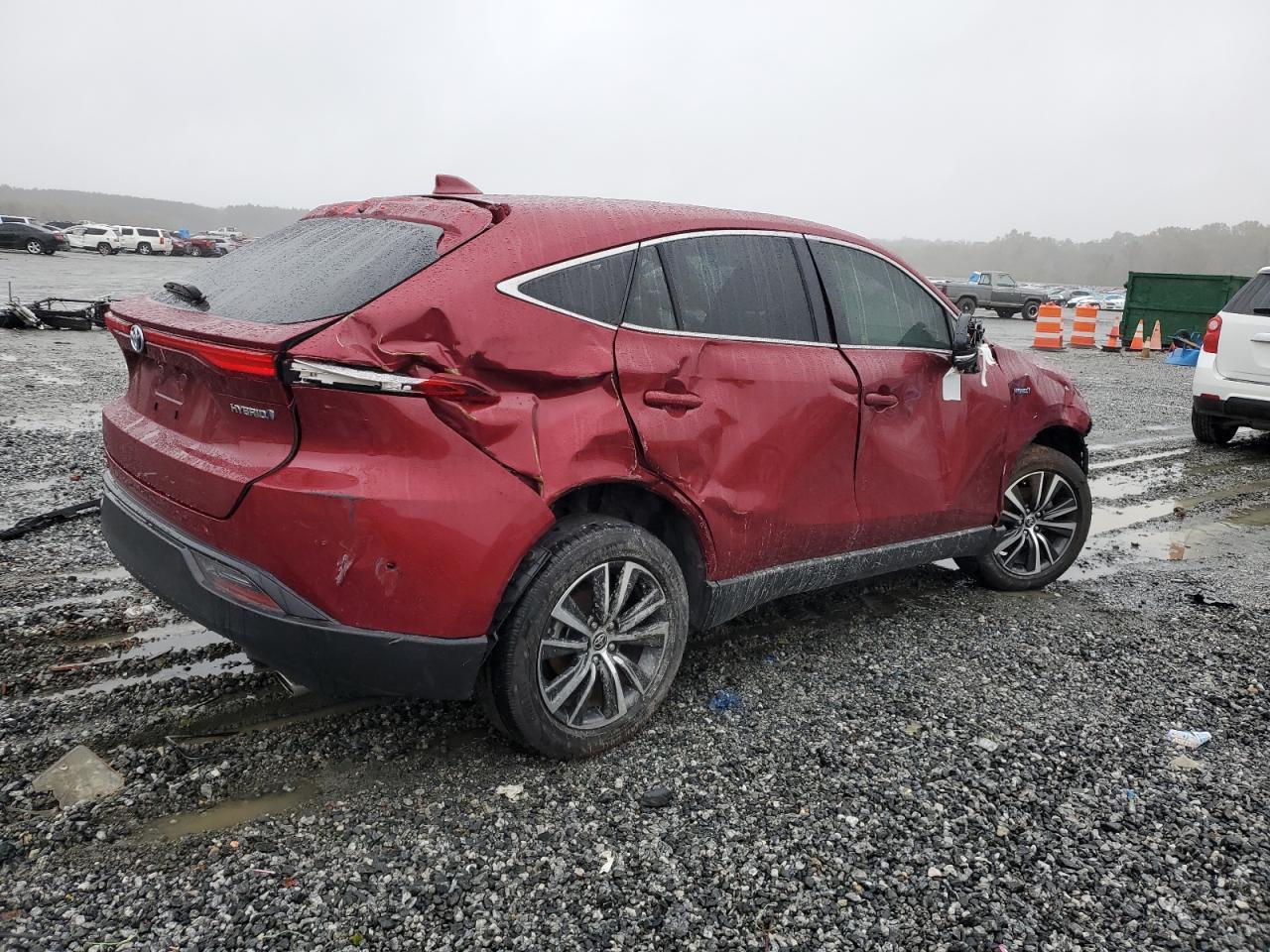 2021 Toyota Venza Le - Фото 3