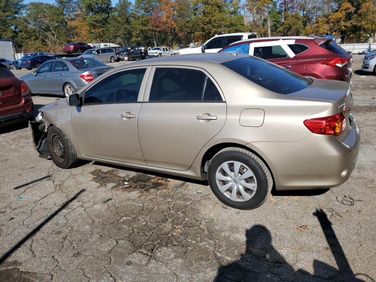 2010 Toyota Corolla - Фото 2
