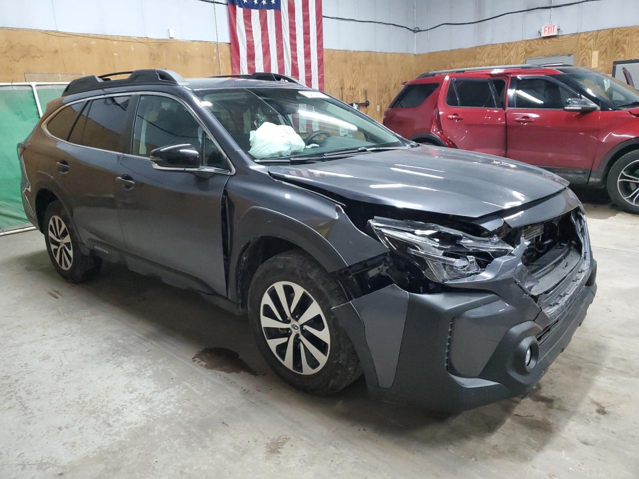 2025 Subaru Outback Premium - Image 4