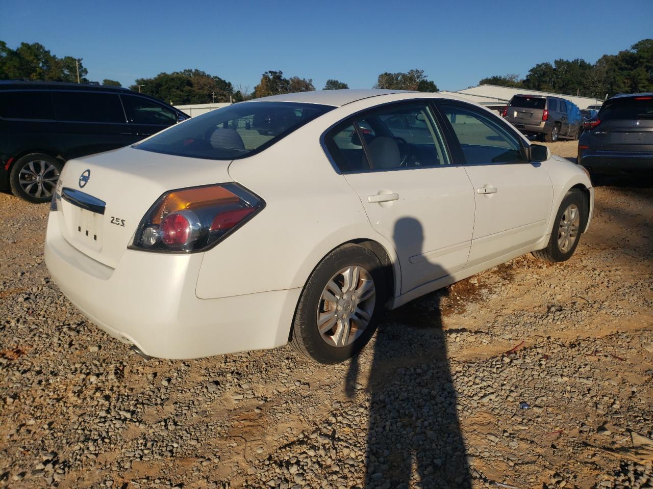 2011 Nissan Altima Base - Фото 3