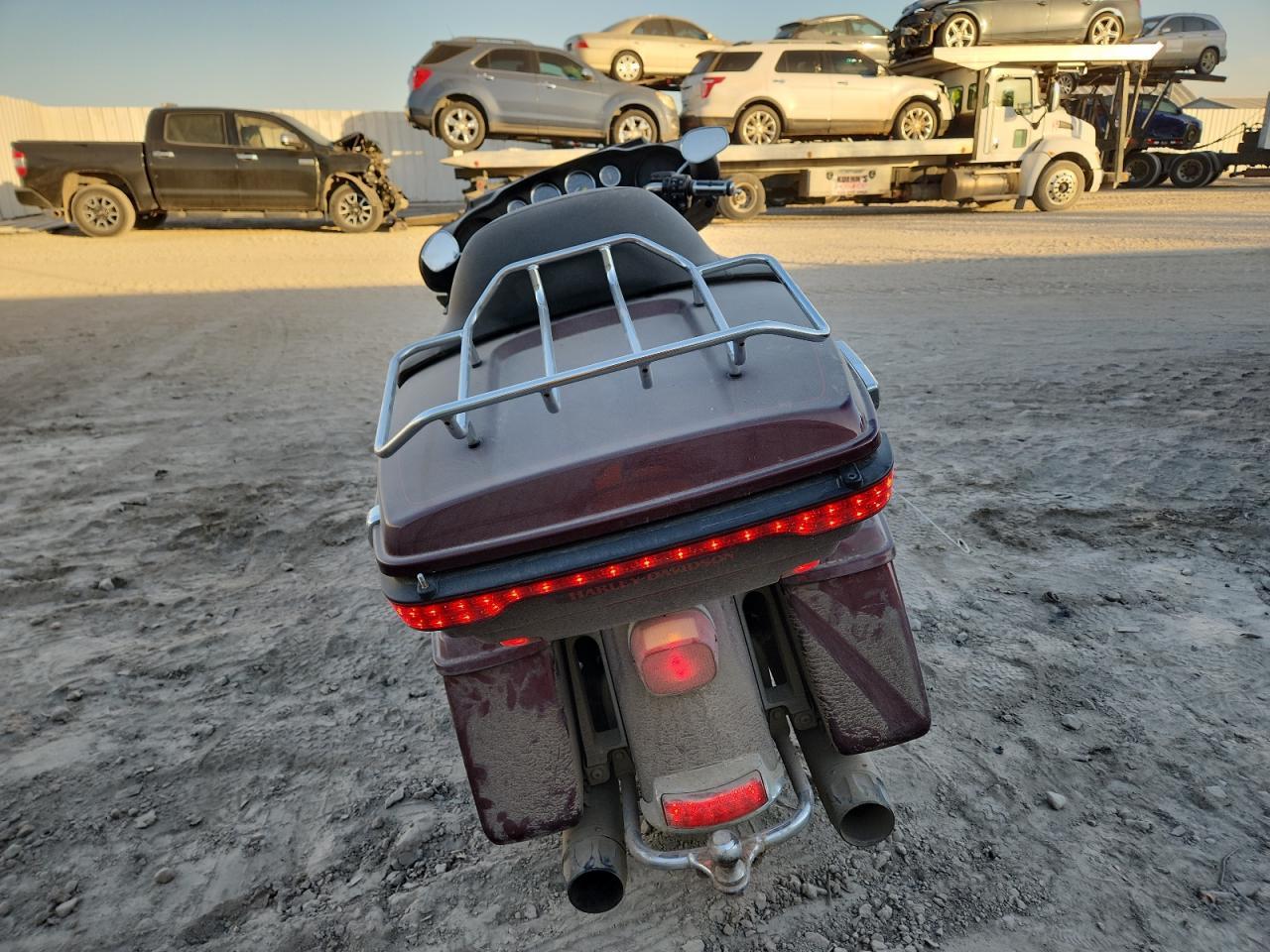 2015 Harley-Davidson Flhtcu Ultra Classic Electra Glide - Image 4