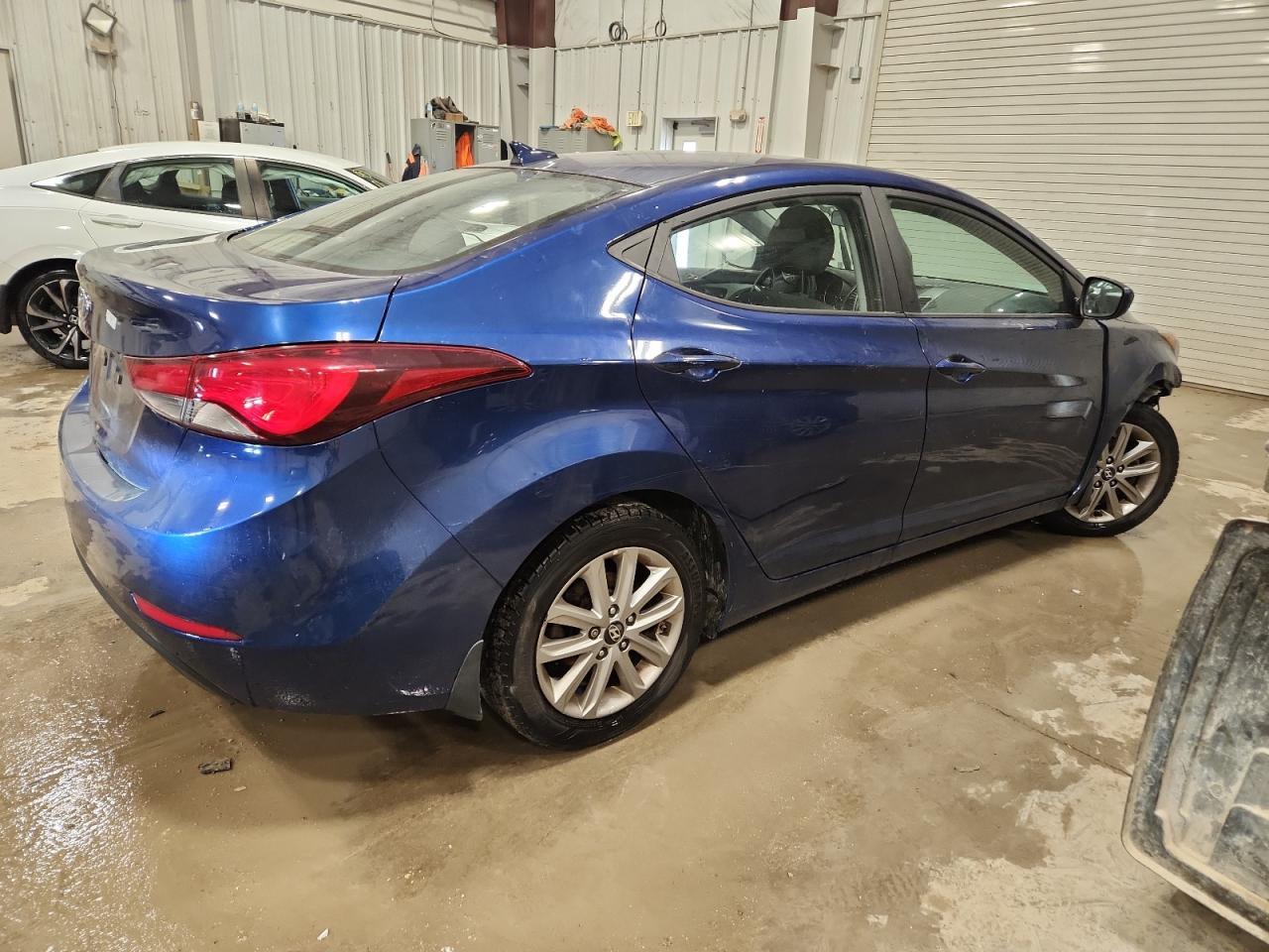 2016 Hyundai Elantra Se - Image 3