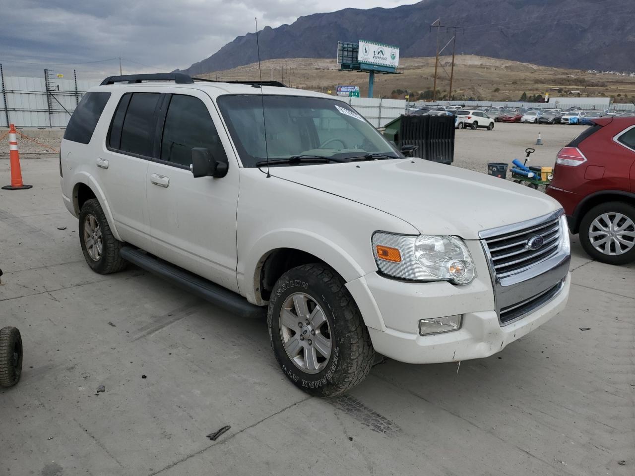 2009 Ford Explorer Xlt - Фото 4