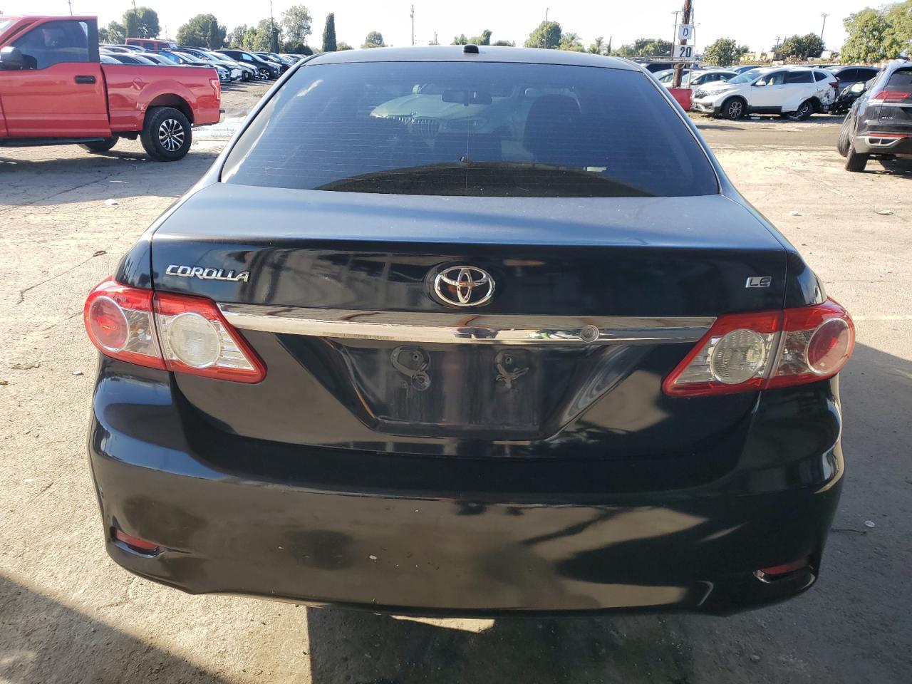 2011 Toyota Corolla Base - Фото 6