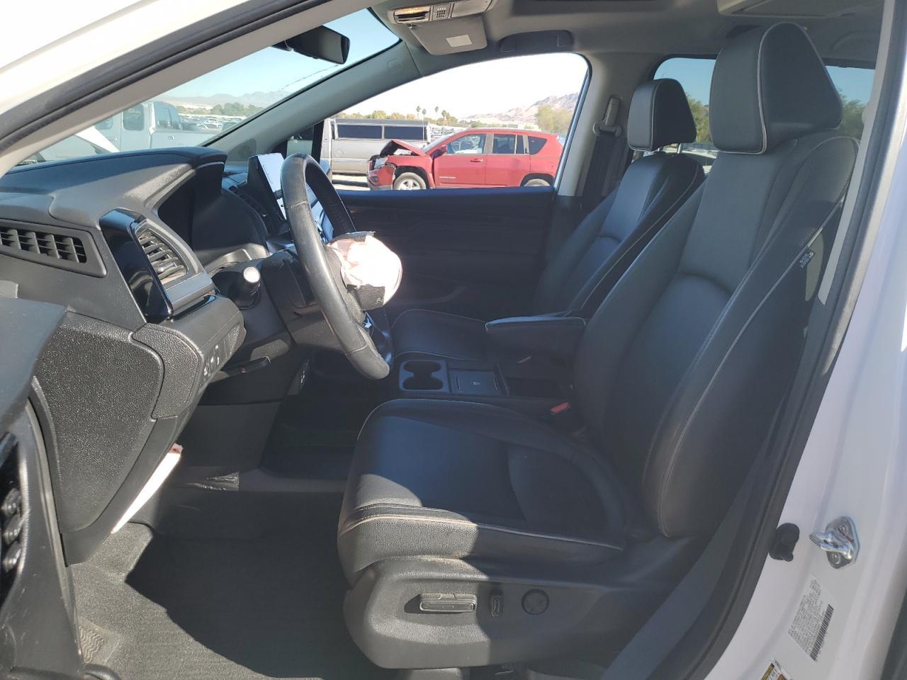 2025 Honda Odyssey Touring - Фото 7
