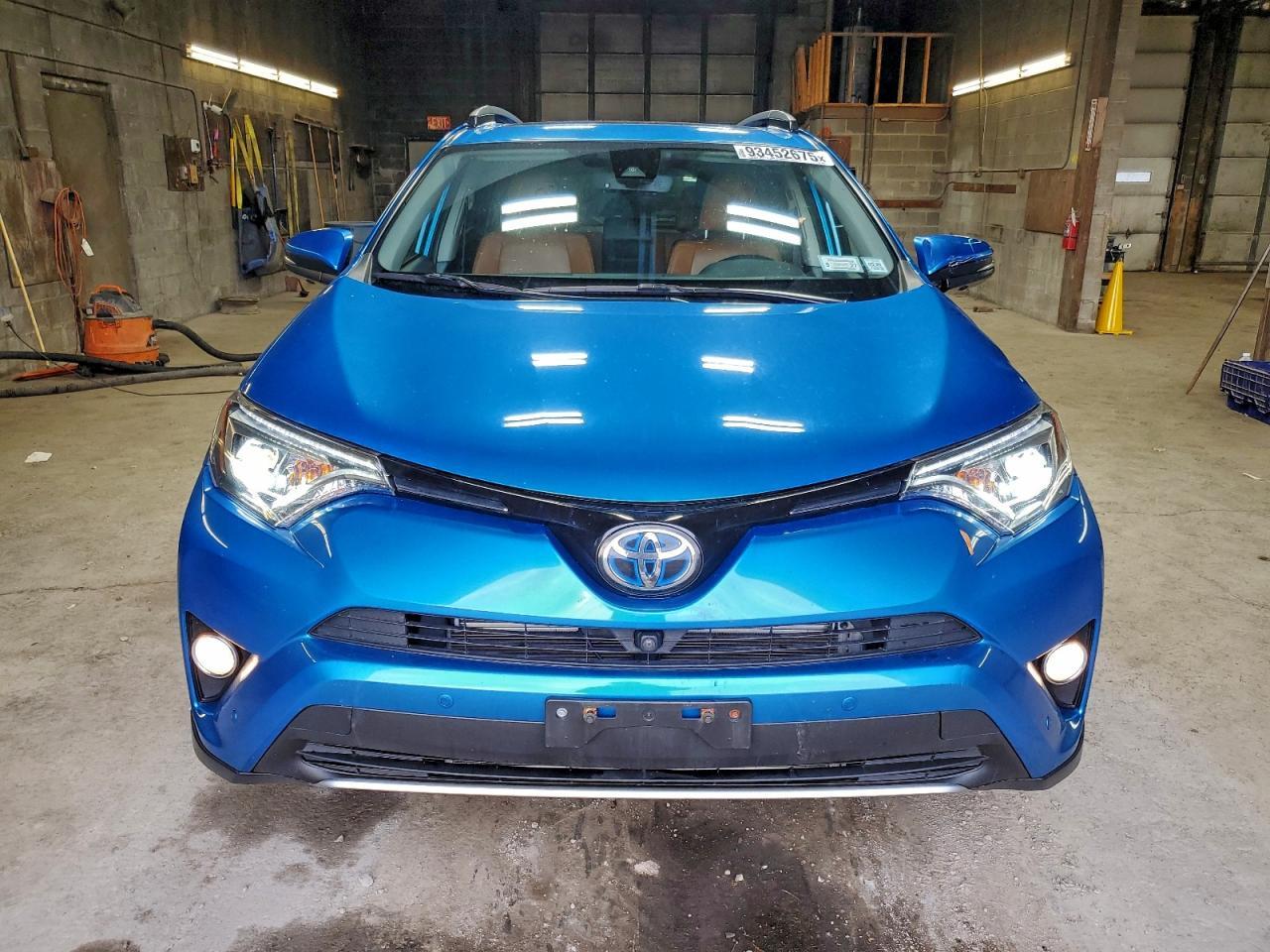 2018 Toyota Rav4 Hv Limited - Image 5