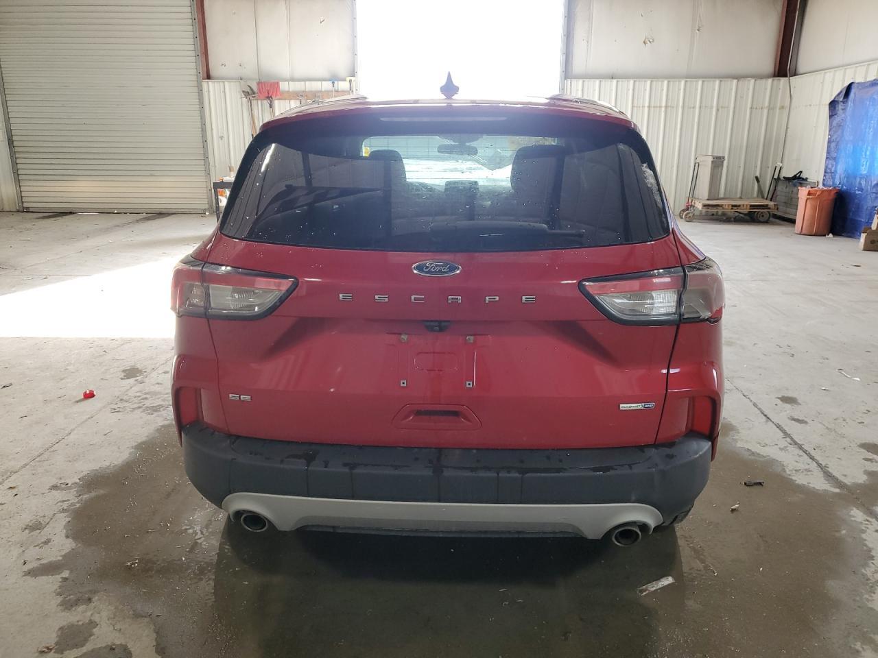 2020 Ford Escape Se - Фото 6