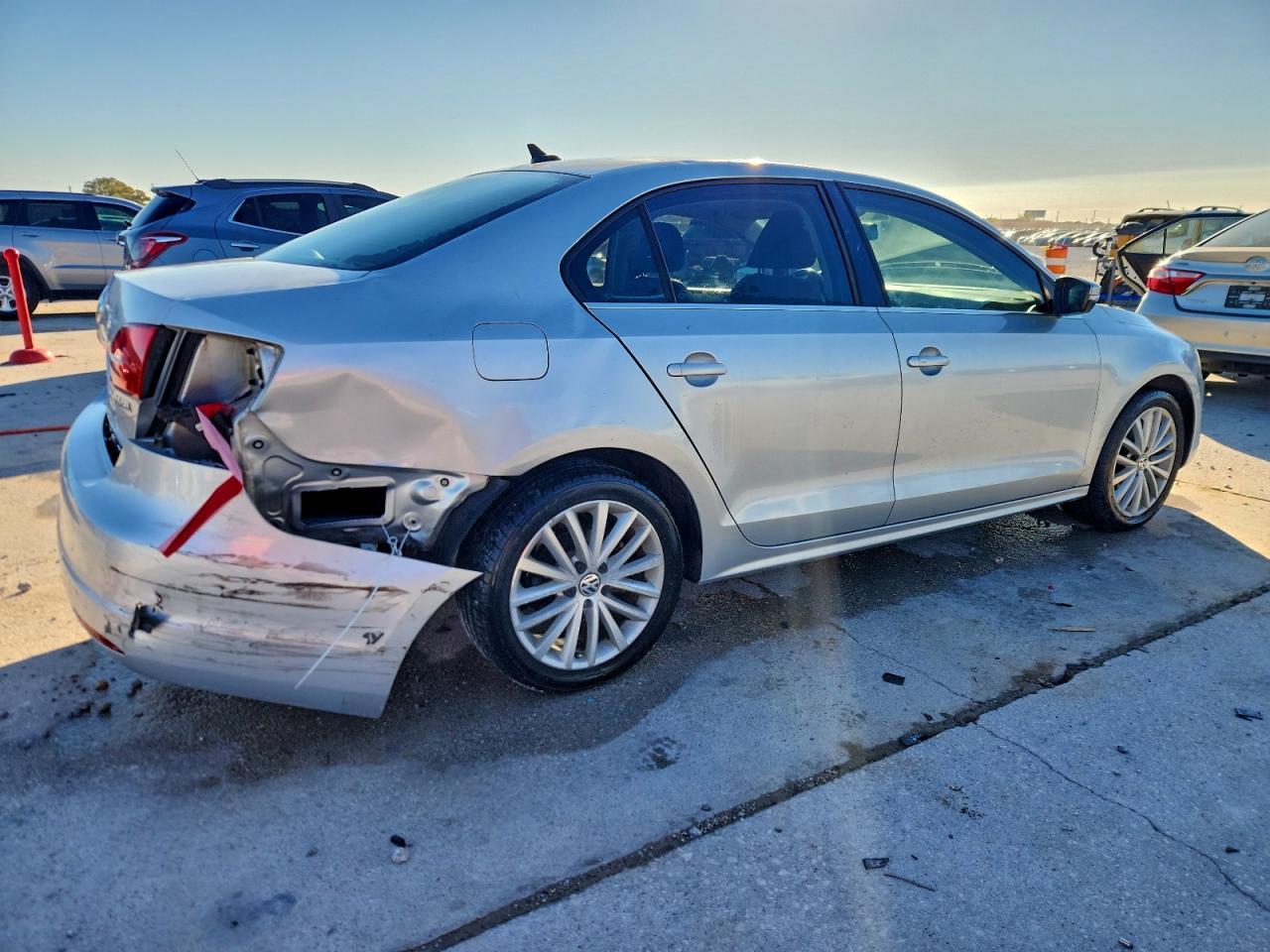 2011 Volkswagen Jetta Sel - Фото 3