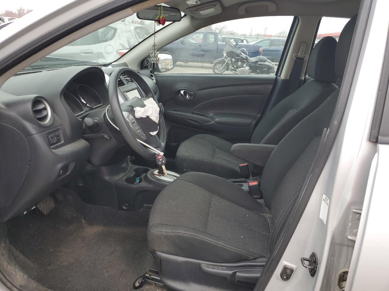 2019 Nissan Versa S - Image 7
