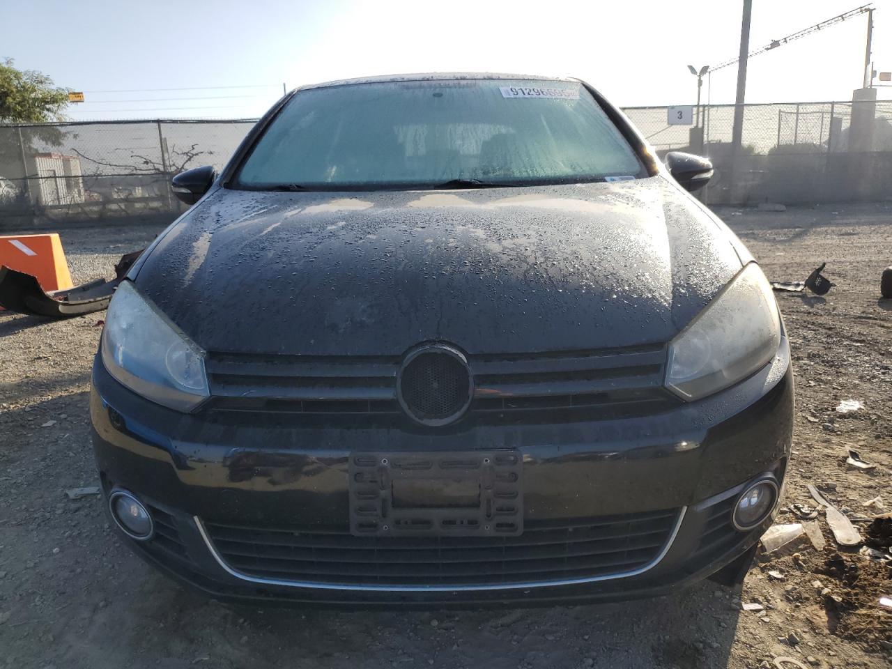 2012 Volkswagen Golf - Image 5