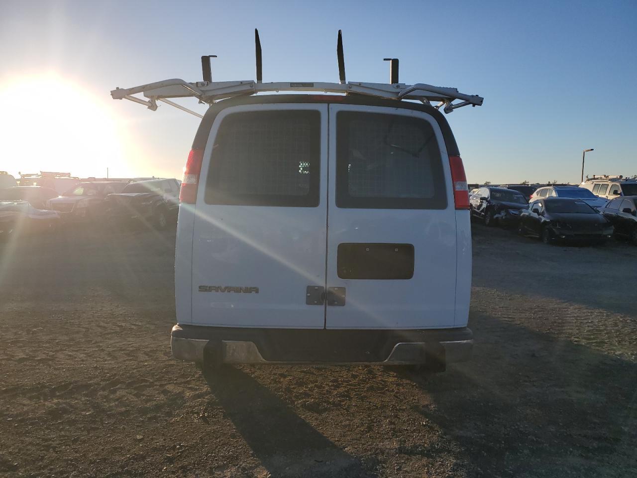 2019 GMC Savana G2500 Delivery Van - Фото 6