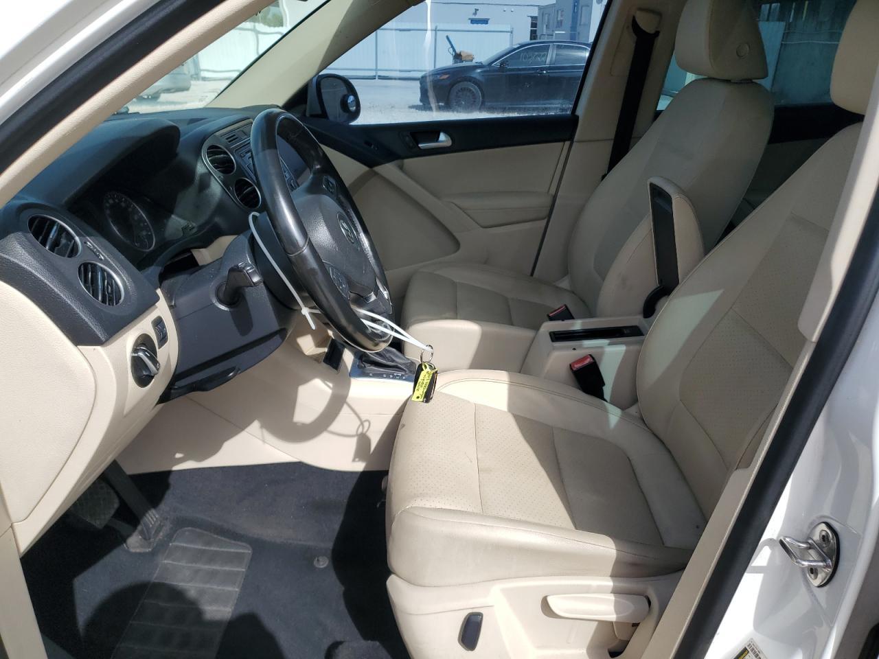 2013 Volkswagen Tiguan S - Фото 7
