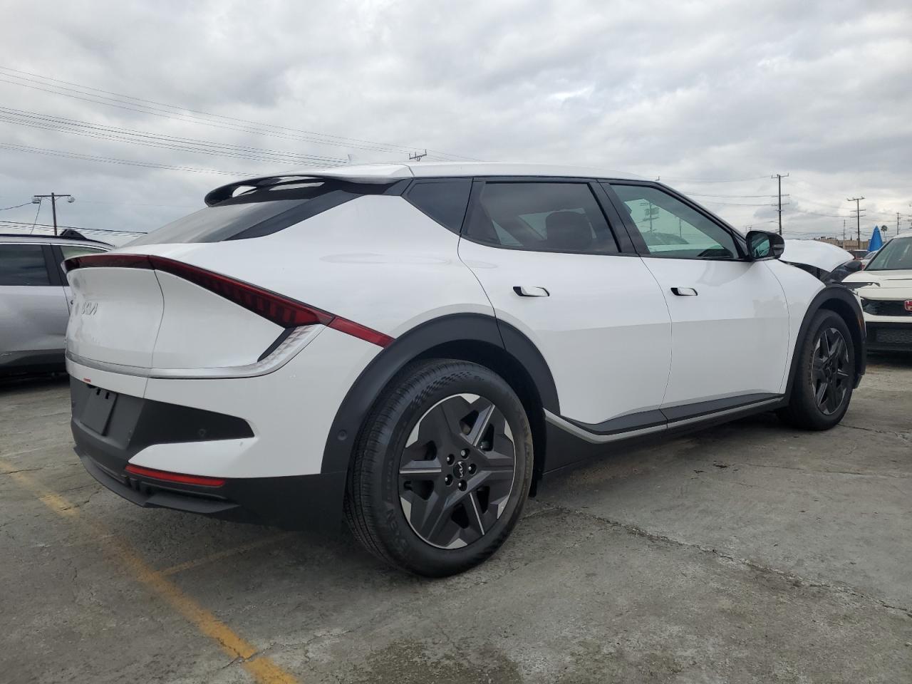 2025 Kia Ev6 Light - Фото 3