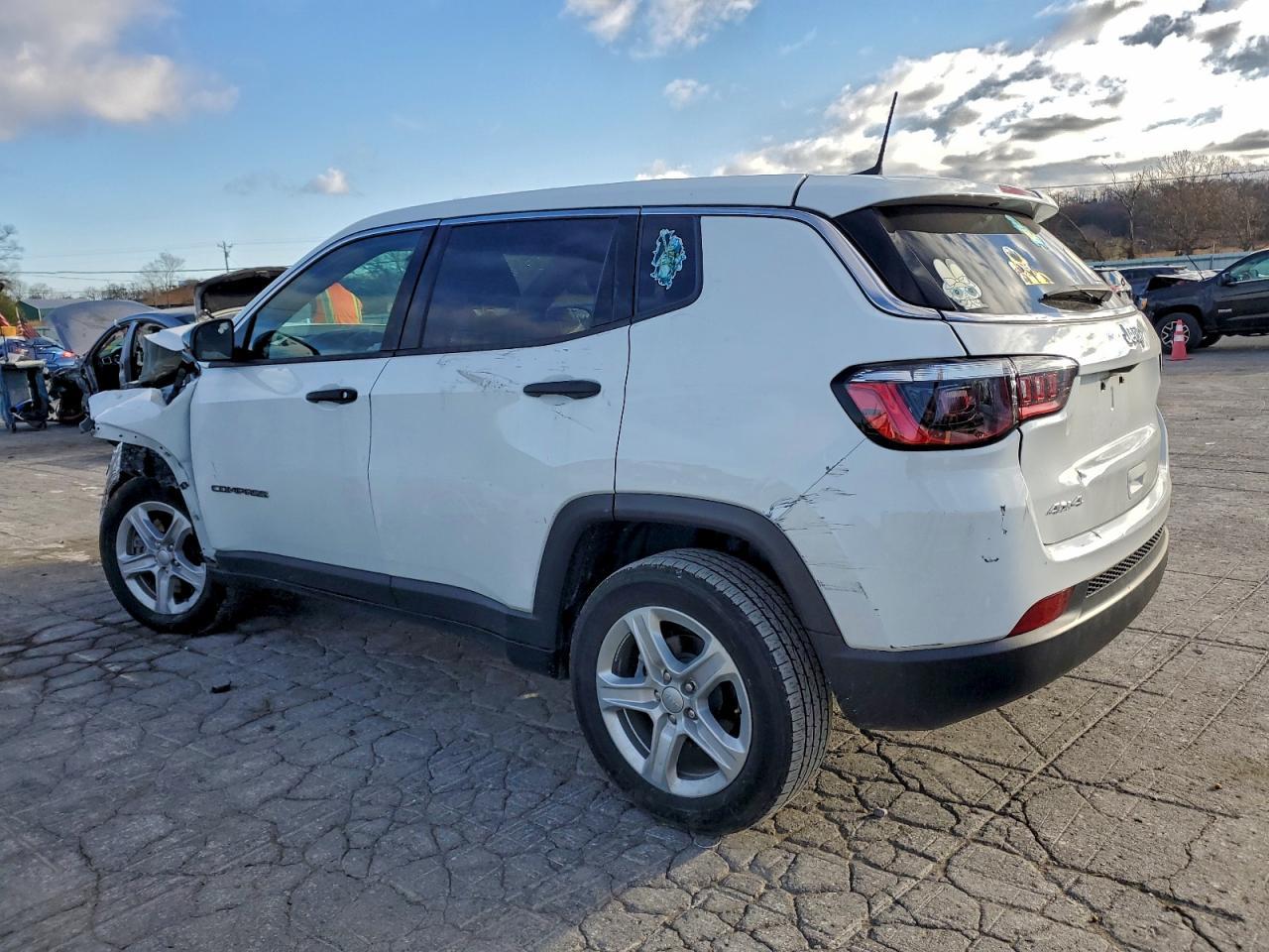 2024 Jeep Compass Sport - Image 2