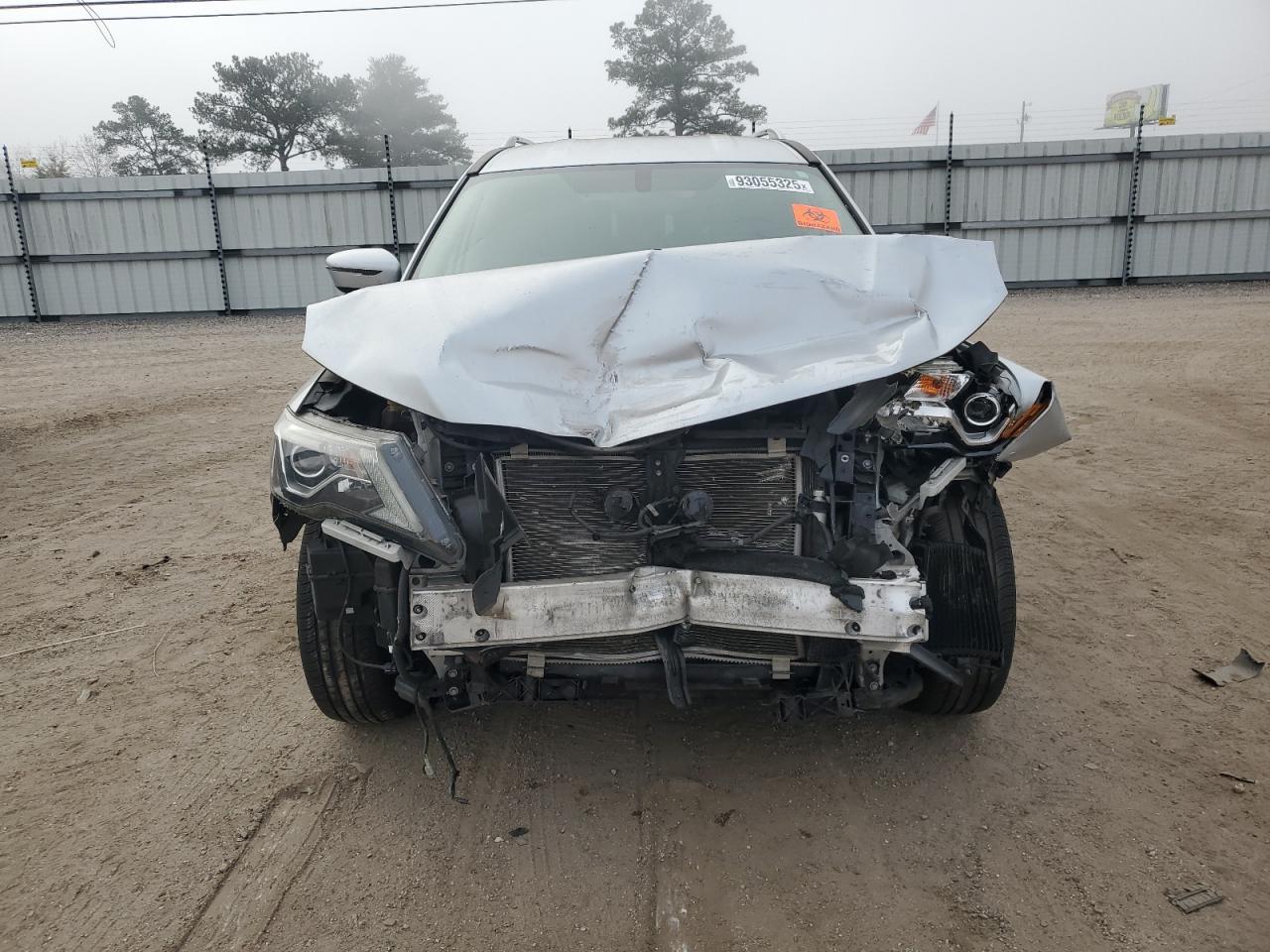 2019 Nissan Pathfinder S - Фото 5