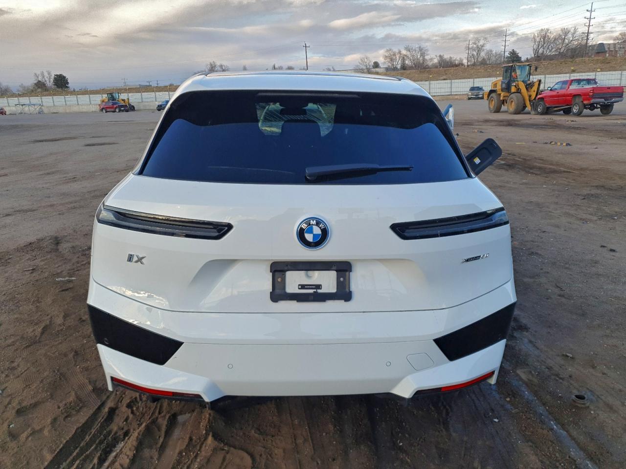 2024 BMW Ix xDrive50 - Фото 6