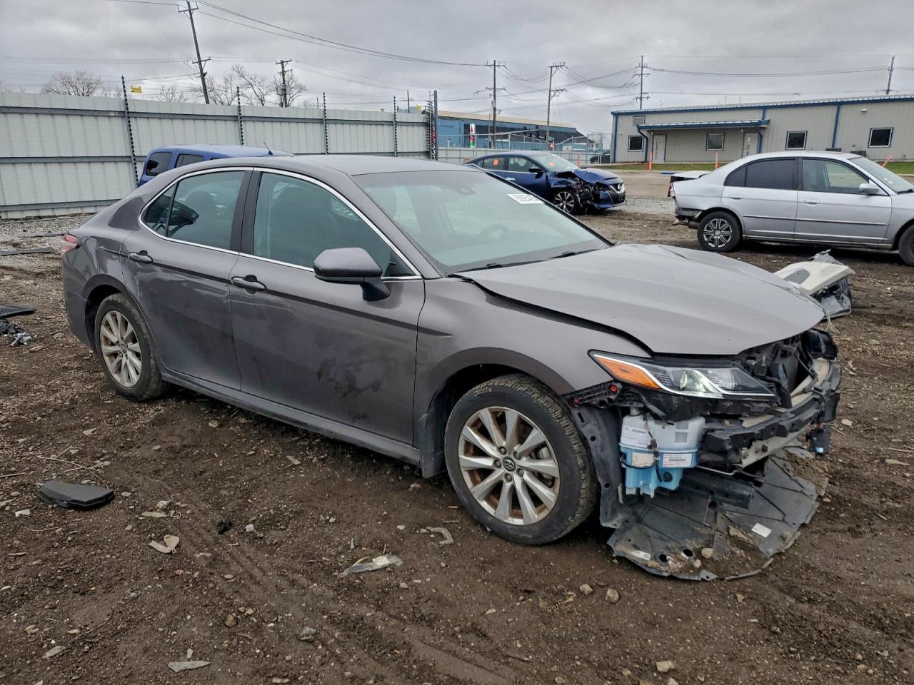 2018 Toyota Camry L - Фото 4