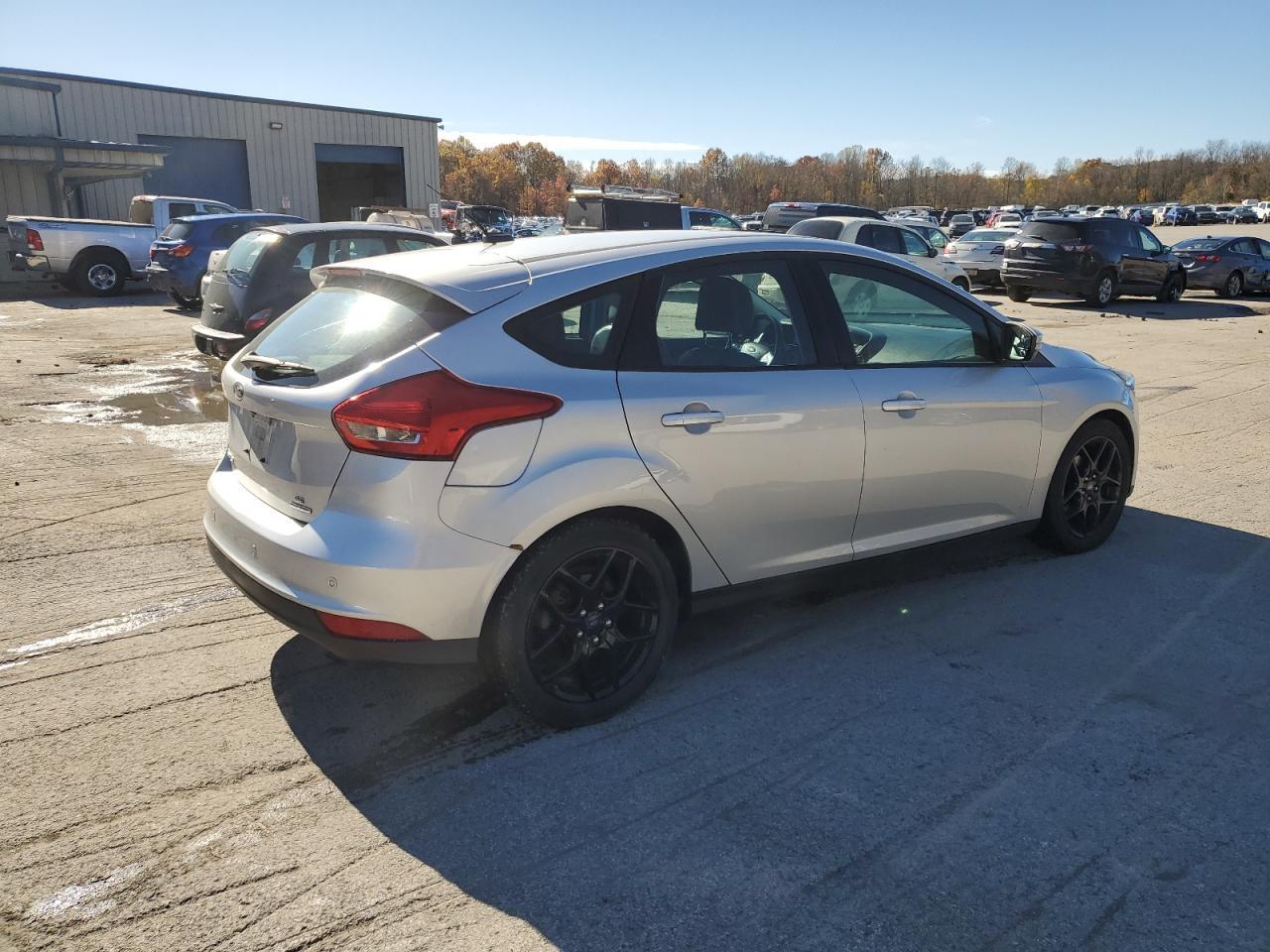 2016 Ford Focus Se - Фото 3