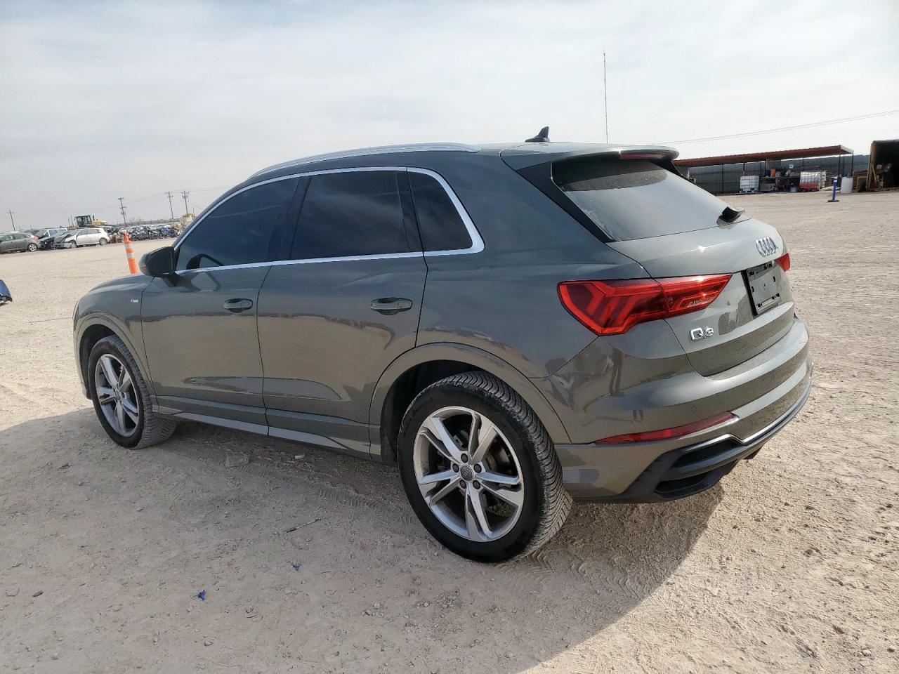 2020 Audi Q3 Premium S Line - Фото 2