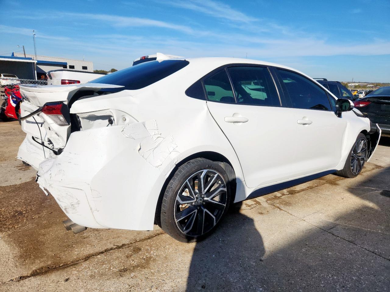 2020 Toyota Corolla Se - Фото 3