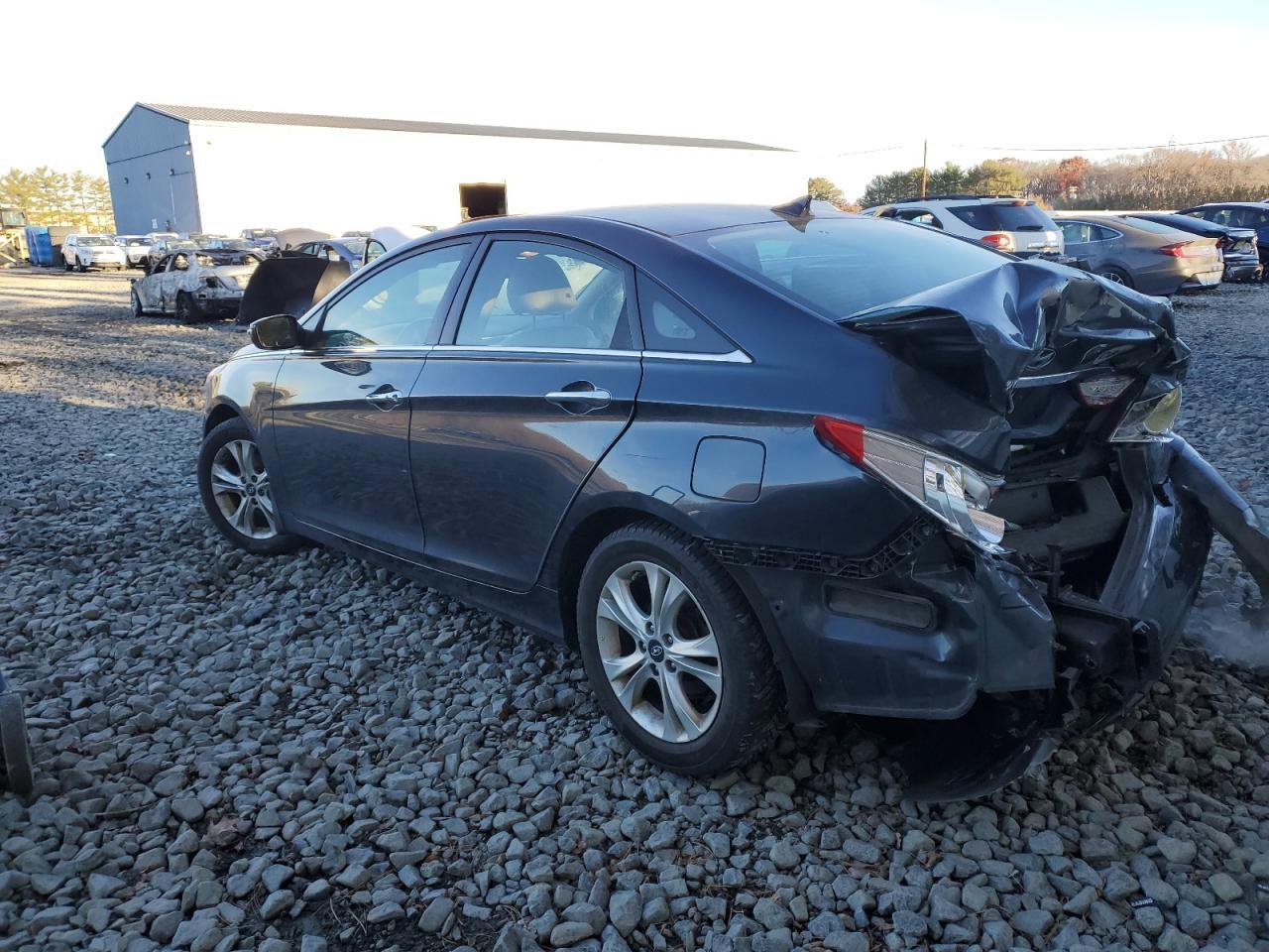2013 Hyundai Sonata Se - Image 2