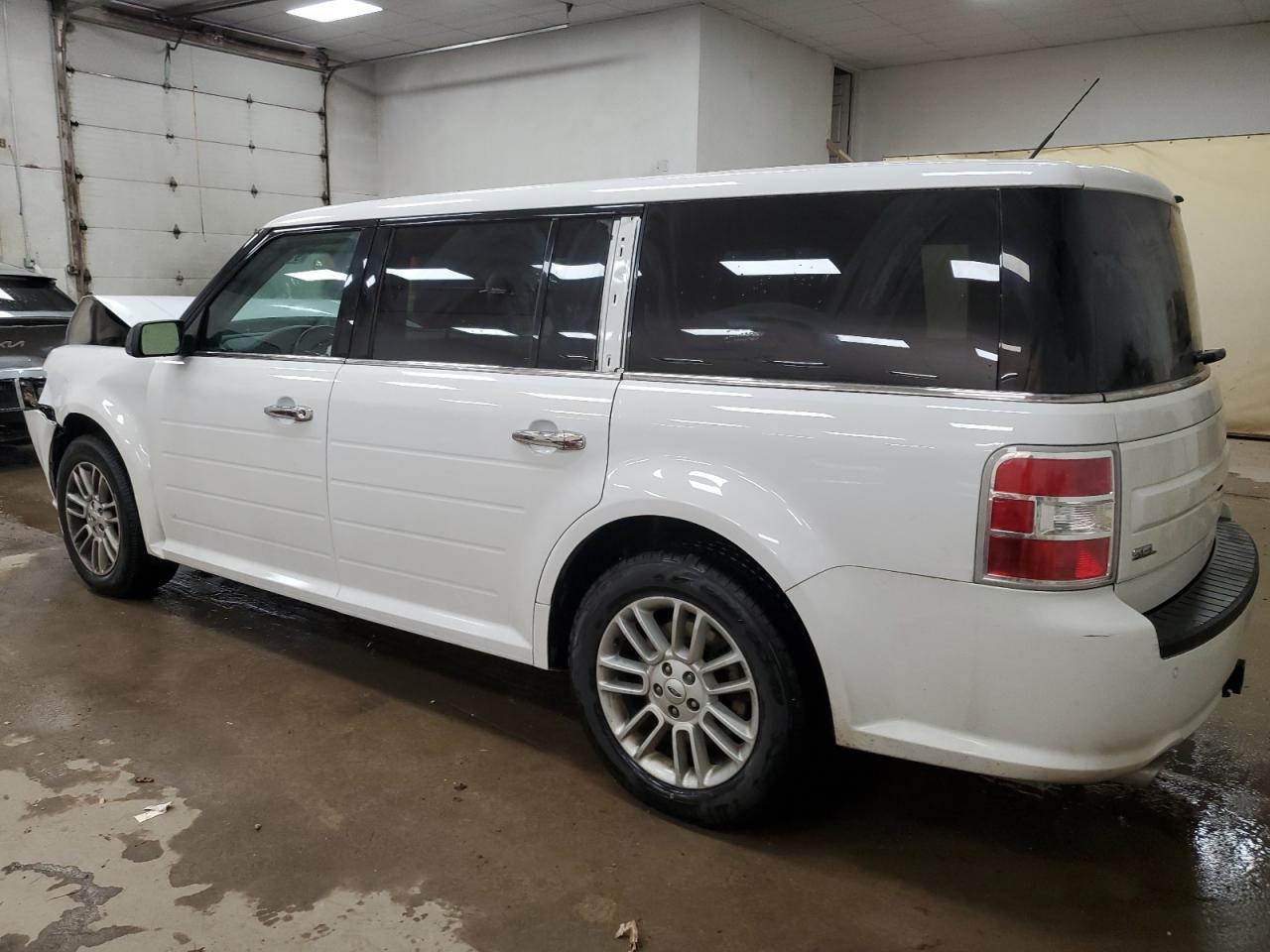 2019 Ford Flex Sel - Image 2