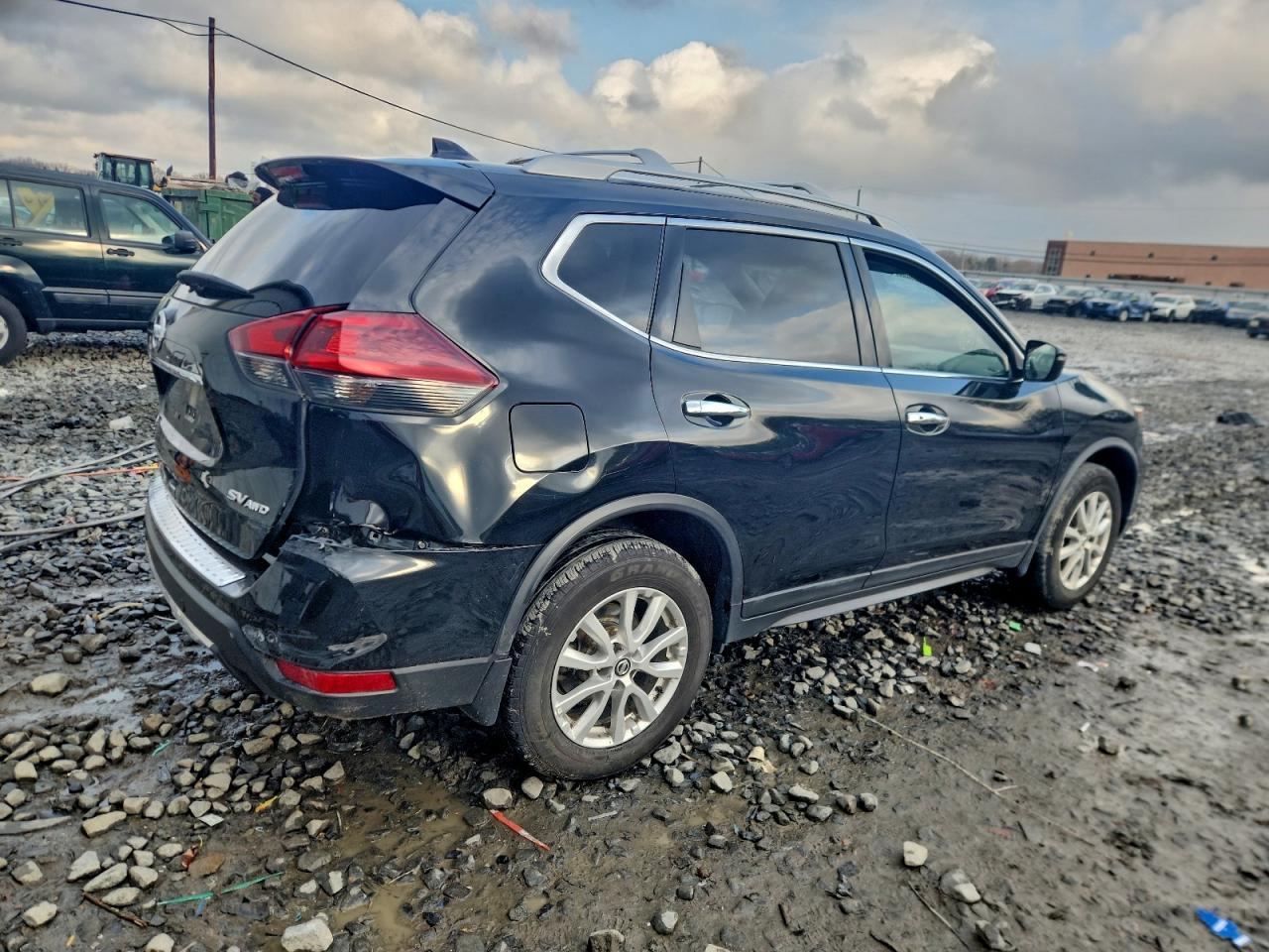 2020 Nissan Rogue S - Image 3