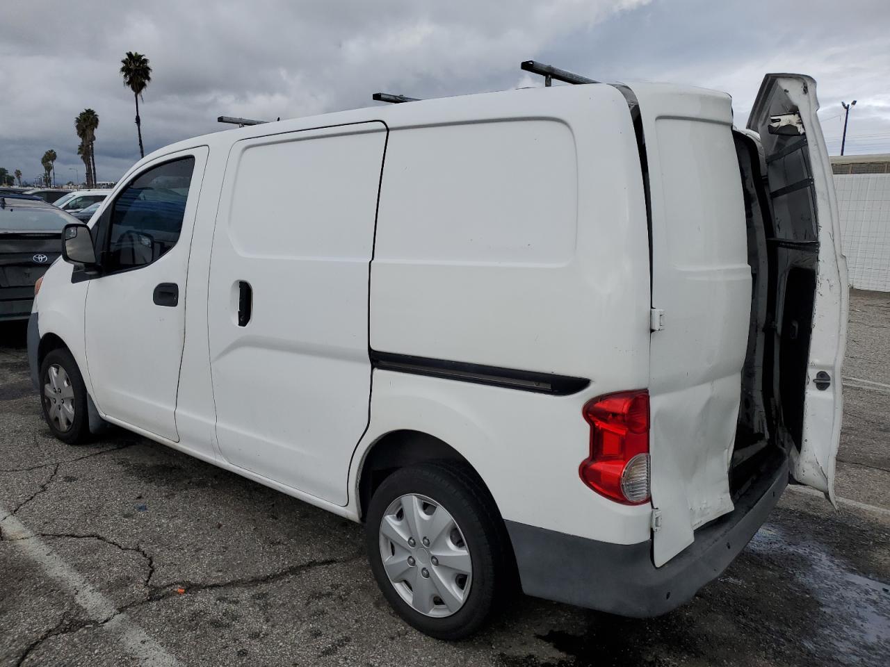 2017 Nissan Nv 200 Delivery Van - Фото 2