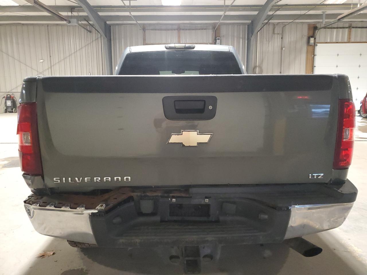 2011 Chevrolet Silverado K2500 Heavy Duty Ltz - Фото 6