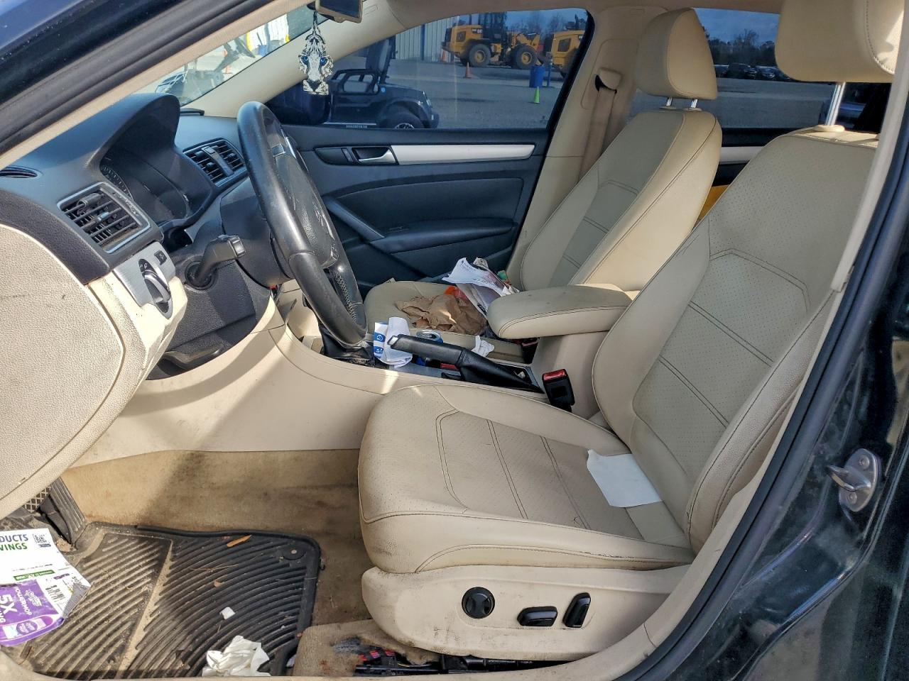 2013 Volkswagen Passat Se - Image 7