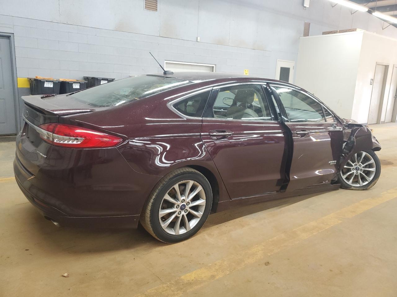 2017 Ford Fusion Titanium Phev - Фото 3